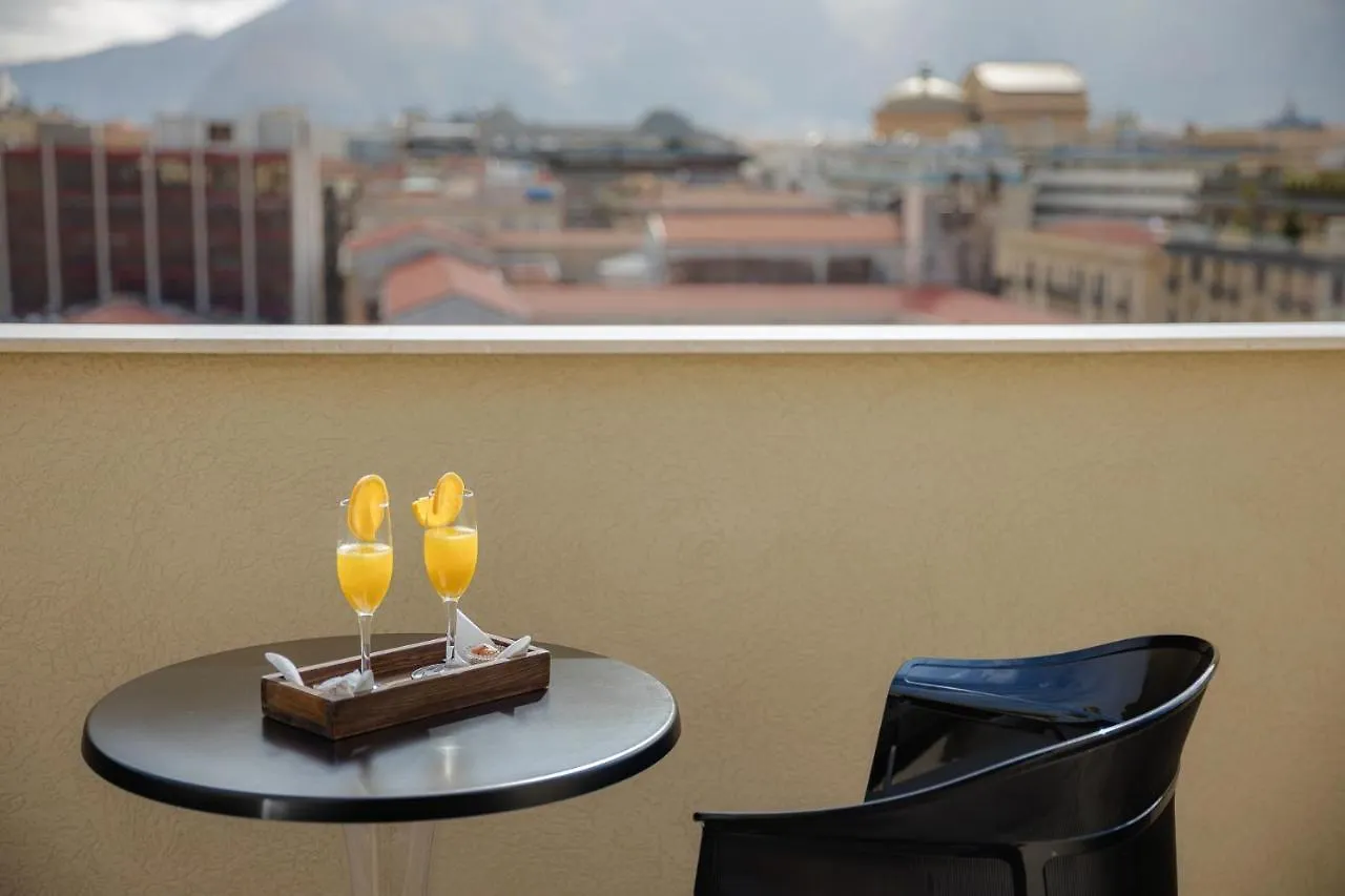 Hotel Politeama Палермо Италия