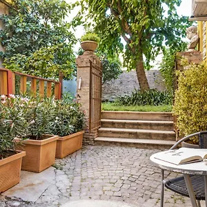 pratello-il-gelso-apartments.emilia-romagnahotels.net/